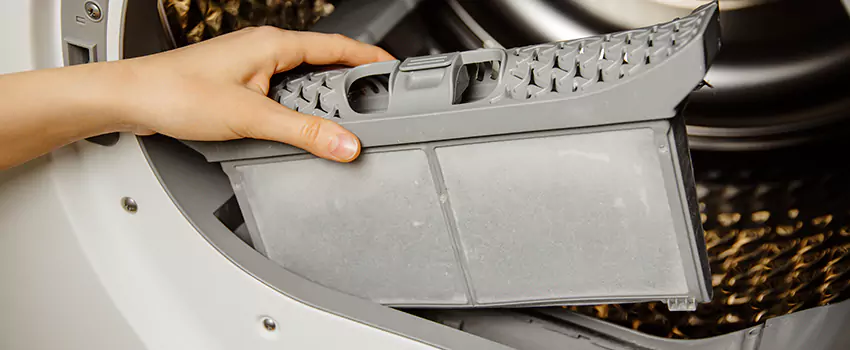 Signs Of A Clogged Dryer Lint Trap in Fremont, Nebraska